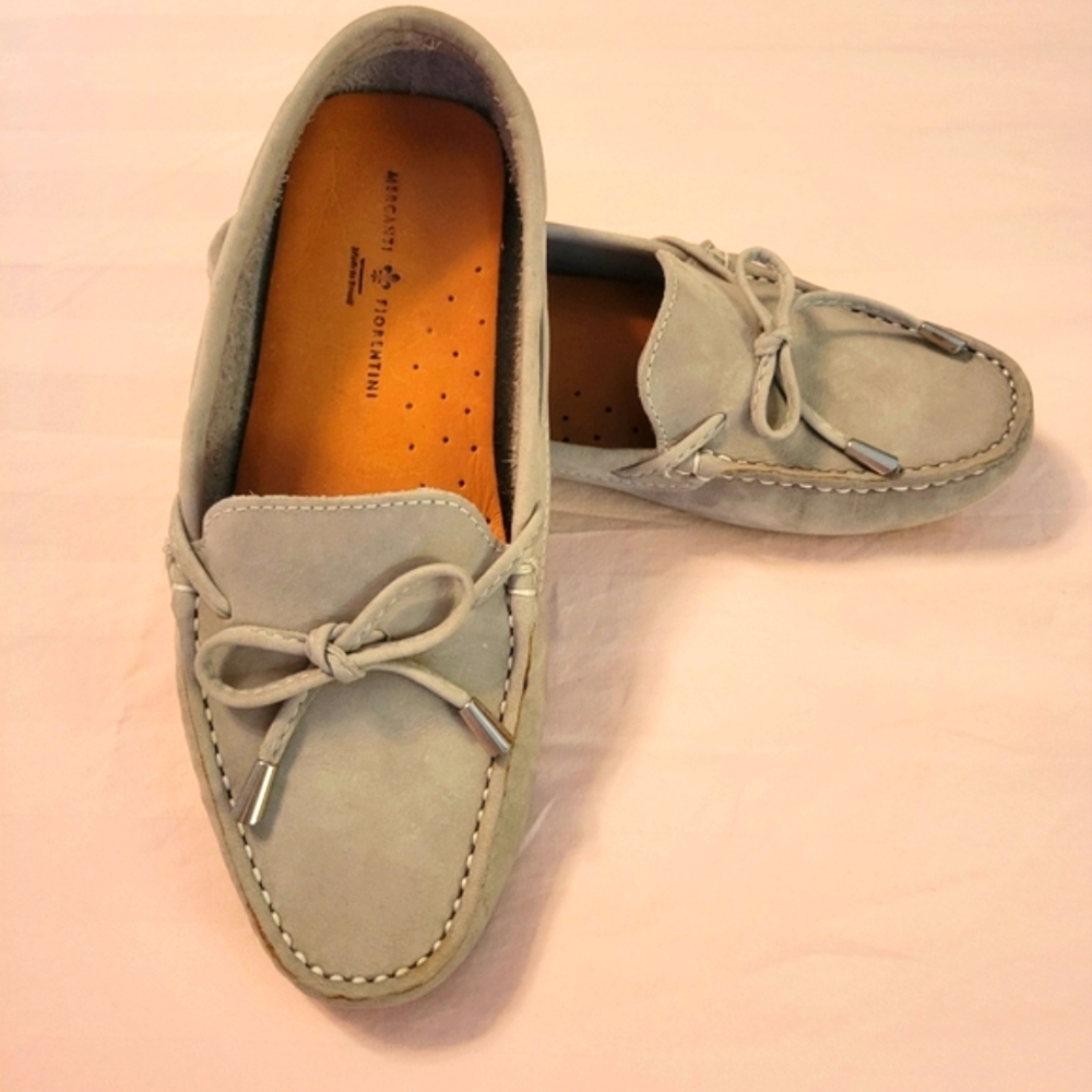 Womens Gray Moccasins by Mercanti Florentini Made In Brazil  Size 6